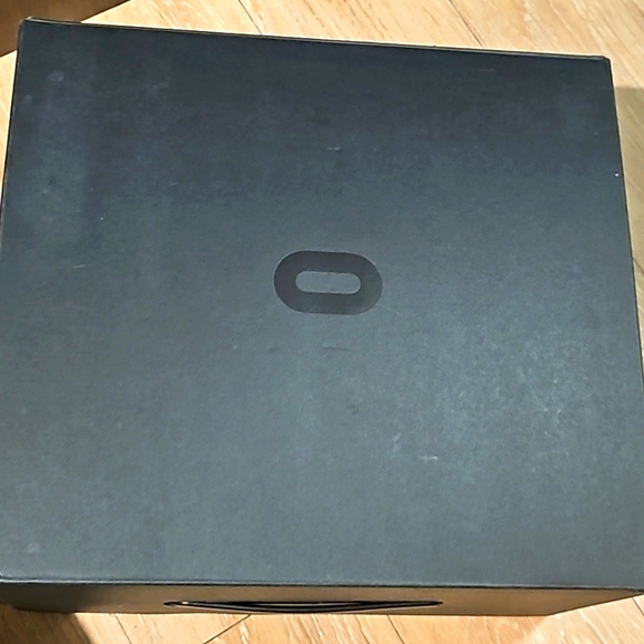 Meta (Oculus) Rift S Touch VR Headset - Picture 4 of 6